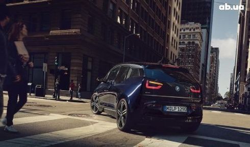 BMW i3s 2021 - фото 2