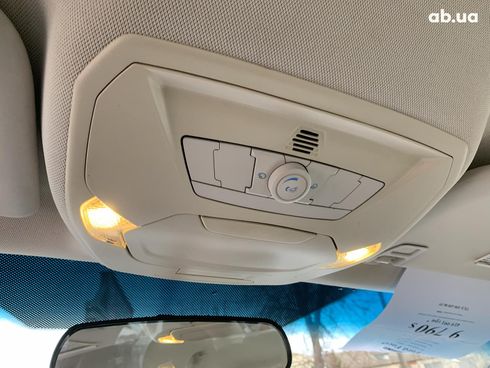 Ford Focus 2016 красный - фото 38