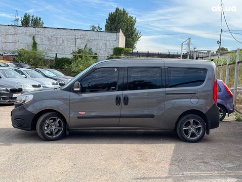 Fiat Doblo 2017 серый - фото 2