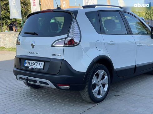 Renault Scenic 2013 - фото 16