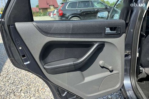Ford Focus 2006 - фото 18