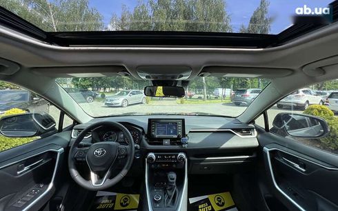 Toyota RAV4 2022 - фото 12