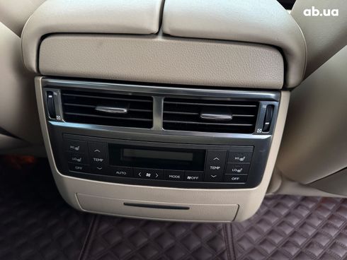 Lexus LX 2008 черный - фото 21
