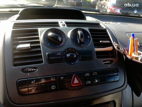 Mercedes-Benz Vito 2006 красный - фото 20