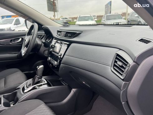 Nissan Rogue 2017 серый - фото 41