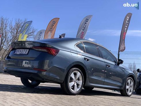 Skoda Octavia 2020 - фото 16