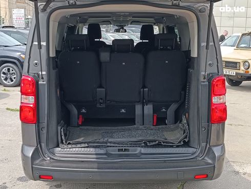 Peugeot Traveller 2019 серый - фото 13