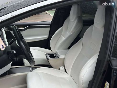 Tesla Model X 2017 - фото 10