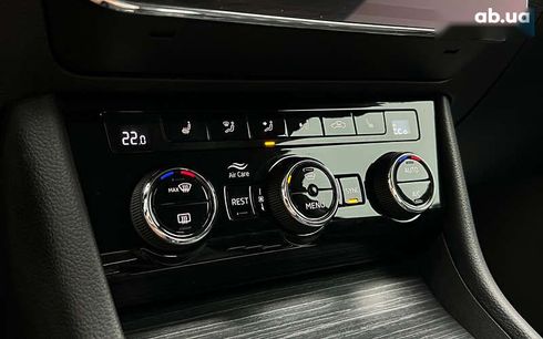 Skoda Superb 2020 - фото 16