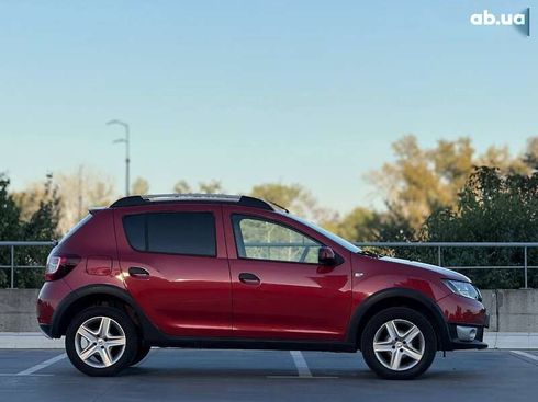 Dacia Sandero Stepway 2014 - фото 9