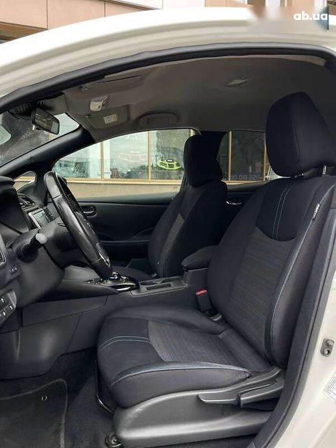 Nissan Leaf 2018 - фото 16