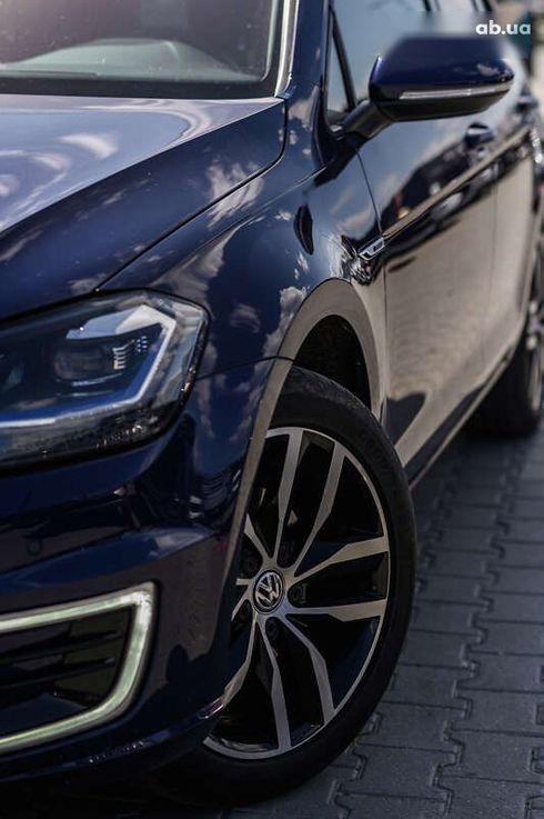 Volkswagen e-Golf 2019 - фото 17