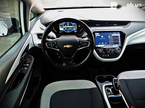 Chevrolet Bolt 2021 - фото 28