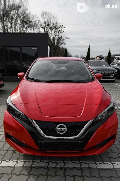 Nissan Leaf 2021 - фото 6