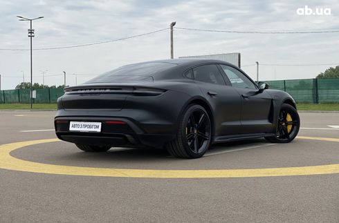 Porsche Taycan 2020 - фото 6