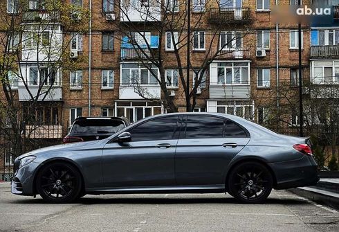 Mercedes-Benz E-Класс 2020 - фото 10