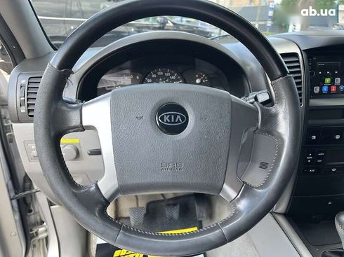 Kia Sorento 2005 - фото 12