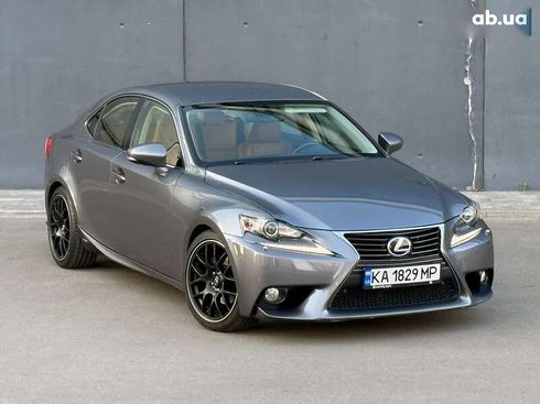 Lexus IS 2013 - фото 3