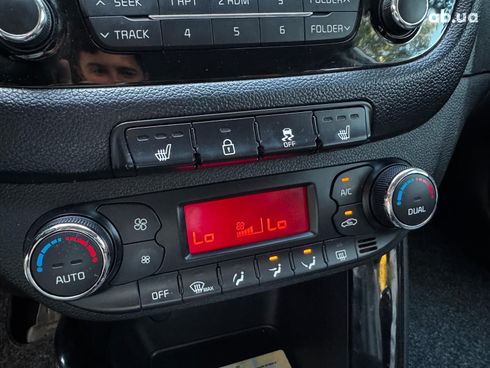 Kia Cee'd 2018 белый - фото 18