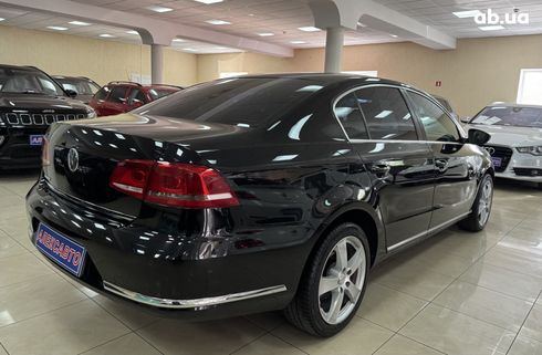 Volkswagen Passat 2011 черный - фото 4