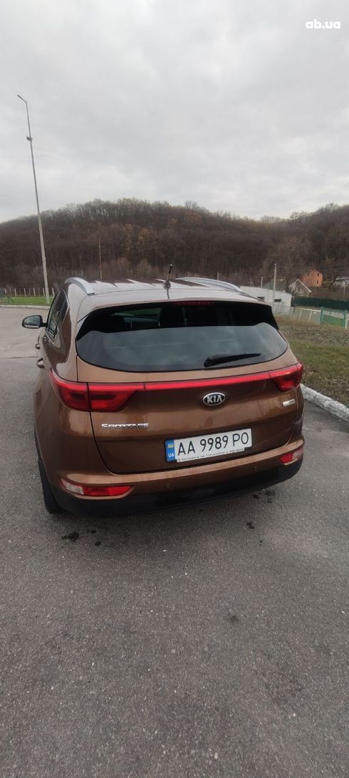 Kia Sportage 2017 коричневый - фото 8