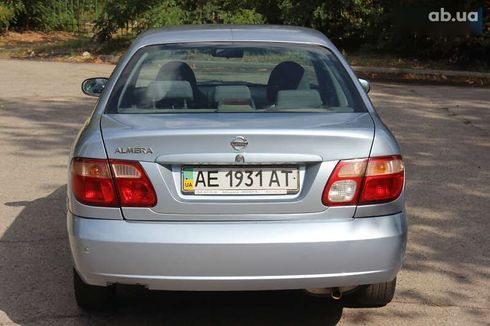 Nissan Almera 2005 - фото 7