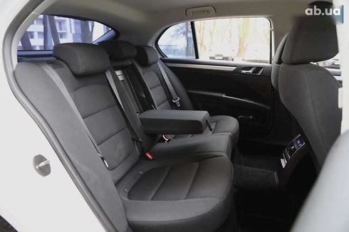 Skoda Superb 2013 - фото 9