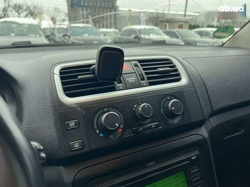 Skoda Fabia 2009 - фото 15