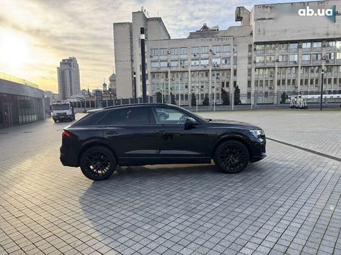 Audi SQ8 2023 - фото 8