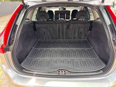 Volvo XC60 2017 - фото 24