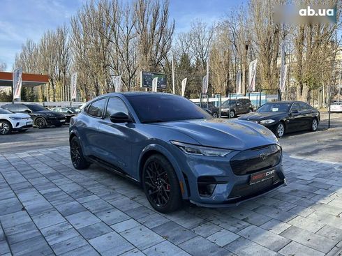 Ford Mustang Mach-E 2023 - фото 9