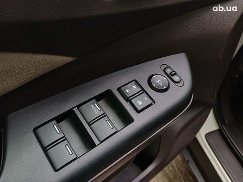 Honda CR-V 2012 белый - фото 8