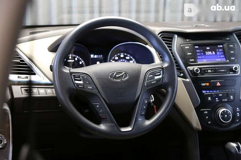 Hyundai Santa Fe 2017 - фото 16