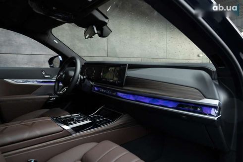 BMW 7 серия 2023 - фото 24