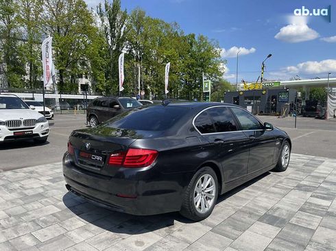 BMW 5 серия 2011 - фото 9