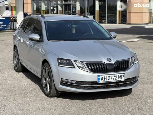 Skoda Octavia 2018 - фото 14