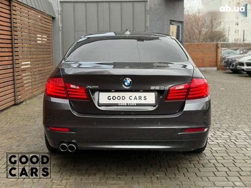 BMW 5 серия 2015 - фото 6