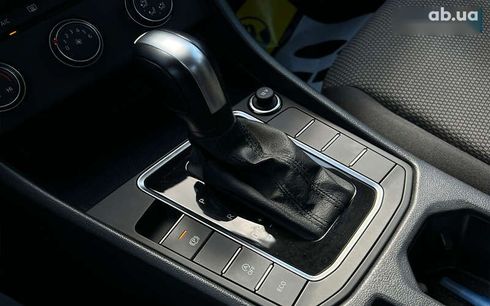 Volkswagen Jetta 2019 - фото 11