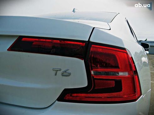 Volvo S90 2017 - фото 22