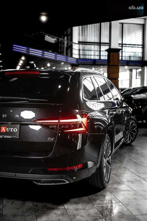 Skoda Superb 2020 - фото 25