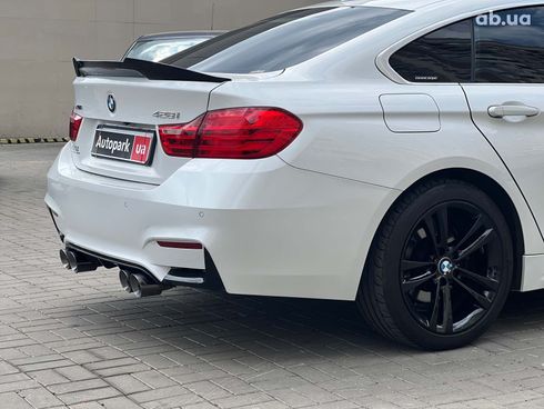 BMW 4 серия 2015 белый - фото 9