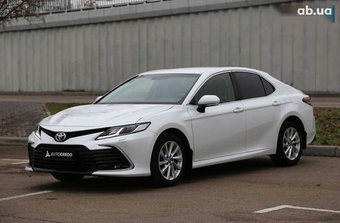 Toyota Camry 2021 - фото 3