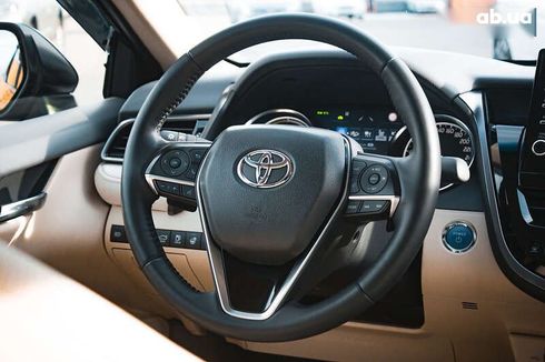 Toyota Camry 2023 - фото 27