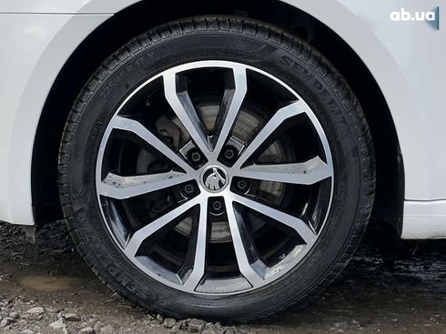 Skoda Octavia 2020 - фото 22