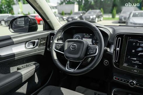 Volvo XC40 2020 - фото 14