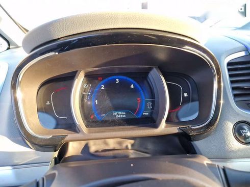 Renault Espace 2015 - фото 28