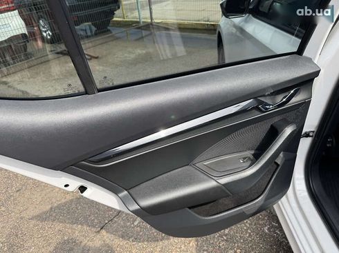 Skoda Octavia 2020 - фото 30