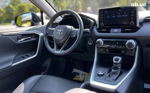 Toyota RAV4 2019 - фото 15