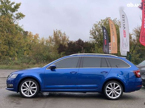 Skoda Octavia 2019 - фото 12