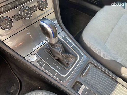 Volkswagen e-Golf 2016 - фото 16